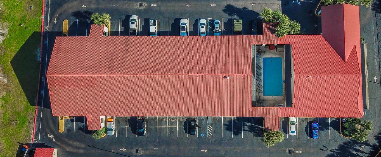 Days Inn By Wyndham Дестин Екстериор снимка